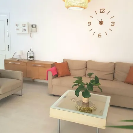 Canteras Reina Apartment