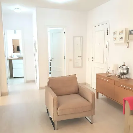 Canteras Reina Apartment